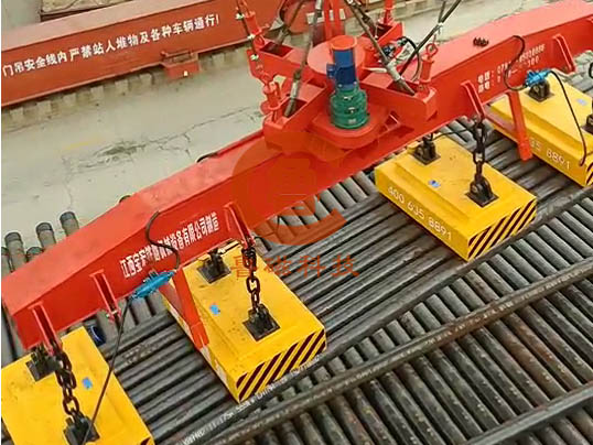 魯磁起重電磁鐵碼垛裝車(chē)成功案例